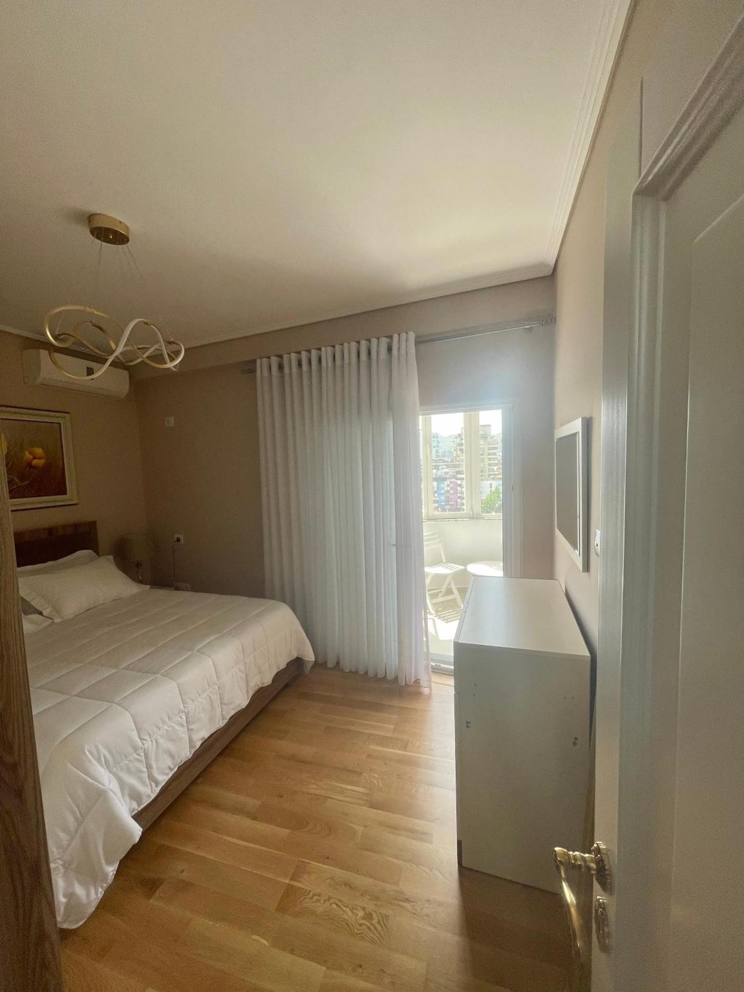 Deoni Apartment Luxury Tirana Bagian luar foto