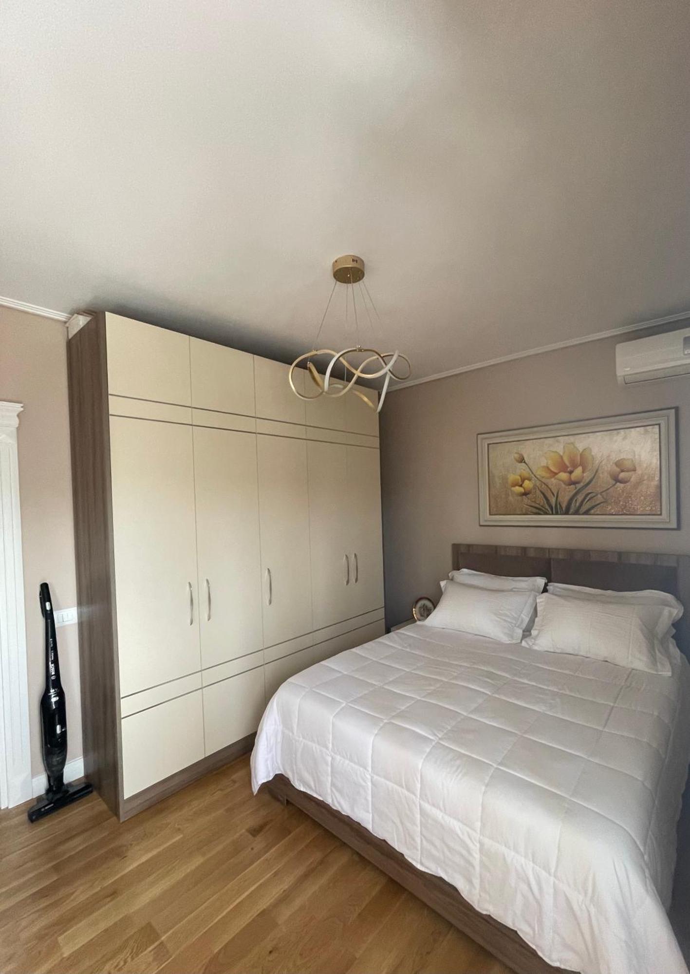 Deoni Apartment Luxury Tirana Bagian luar foto