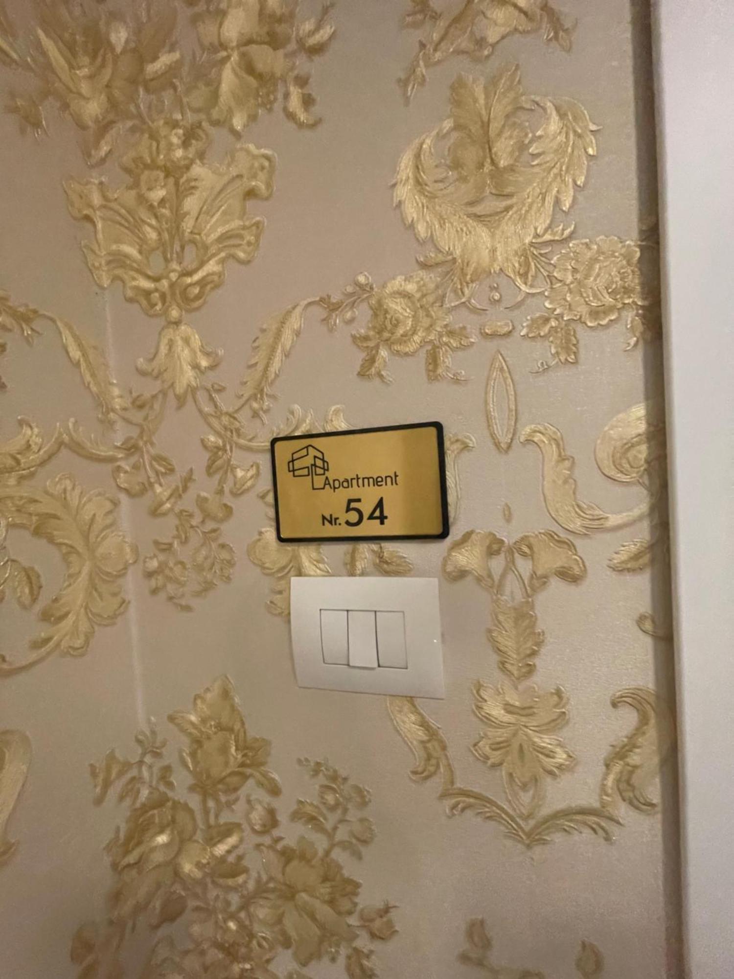 Deoni Apartment Luxury Tirana Bagian luar foto