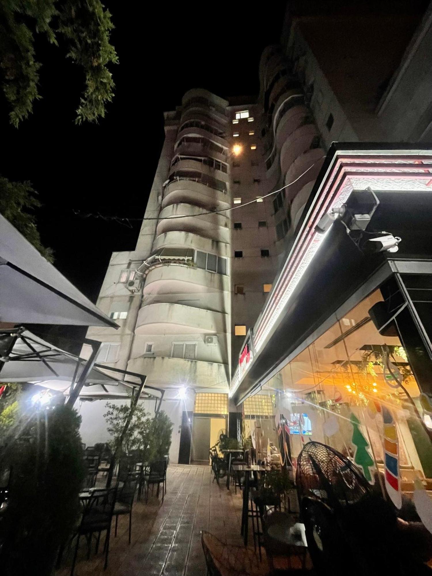Deoni Apartment Luxury Tirana Bagian luar foto